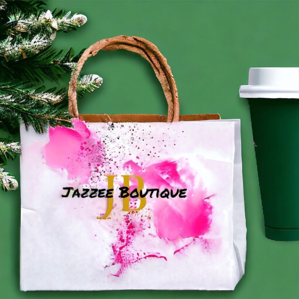 Meet your Posher, Jazzee Bee 🐝